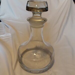 Wine/Port Liquor‎ Hamilton Standard Glass Decanter